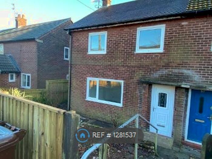 3 Bedroom Semi-Detached House To Rent In Copley Avenue, Stalybridge SK15