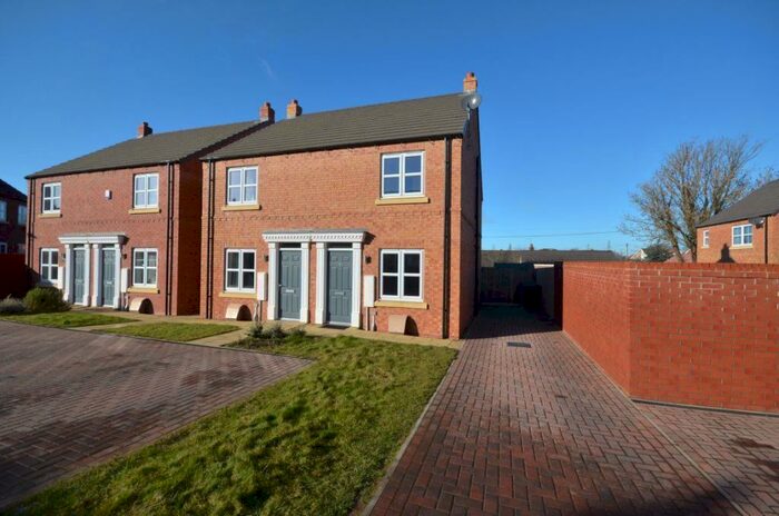 2 Bedroom Semi-Detached House To Rent In The Hedgerows, Eggborough, DN14