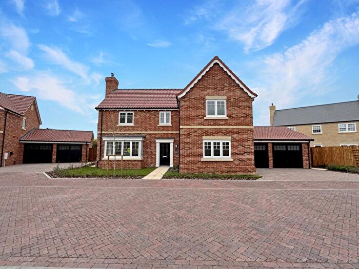 4 Bedroom Detached House For Sale In Oliver Road, Great Bentley, Colchester, CO7