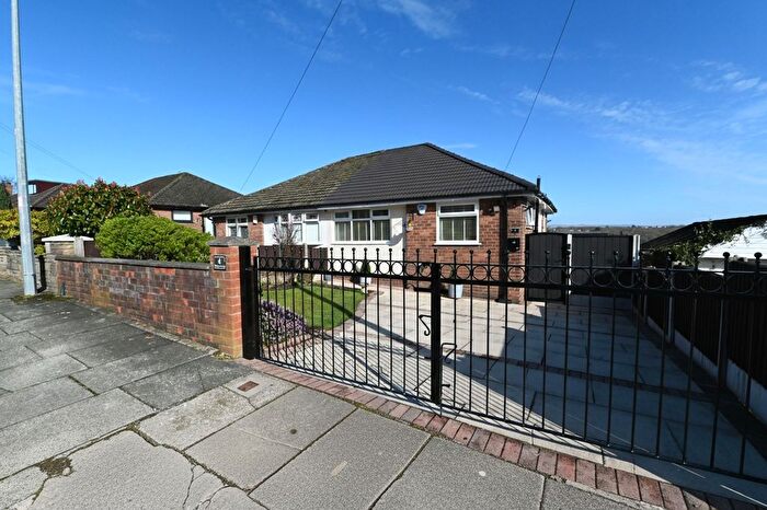 2 Bedroom Semi Detached Bungalow For Sale In Belmont Avenue, Swinton, M27