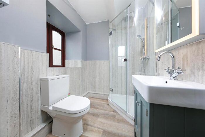 2 Bedroom End Of Terrace House To Rent In Post Office Row, Litton, Buxton, SK17