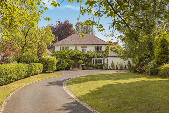 5 Bedroom Detached House For Sale In Meadow Drive, Prestbury, Macclesfield, SK10