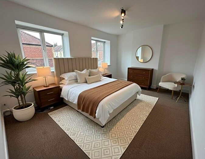 3 Bedroom House To Rent In Maywood Road, Bristol, BS16