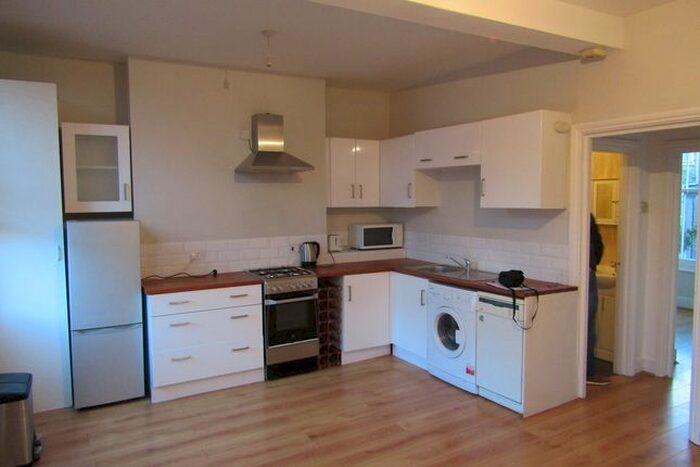 1 Bedroom Flat To Rent In Graham Road, Hackney, E8