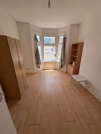 1 Bedroom Flat To Rent In London, E12