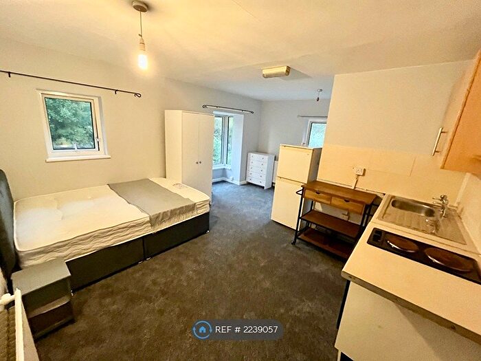 Studio To Rent In St. Helens Park Road, Hastings, TN34