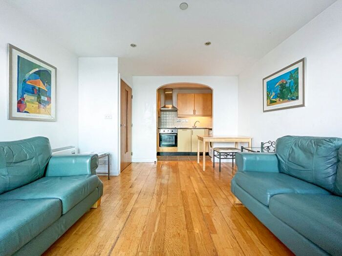 1 Bedroom Flat To Rent In Northampton House, Wellington Street, Northampton, NN1