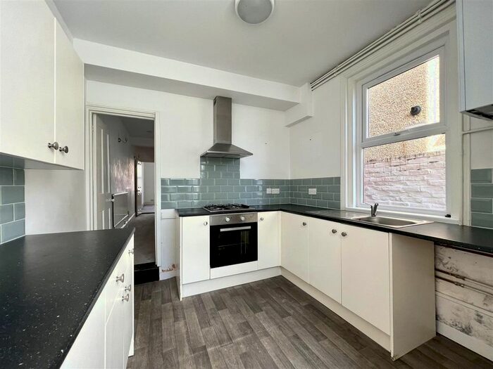 3 Bedroom Terraced House To Rent In Dover Road, Portsmouth, PO3