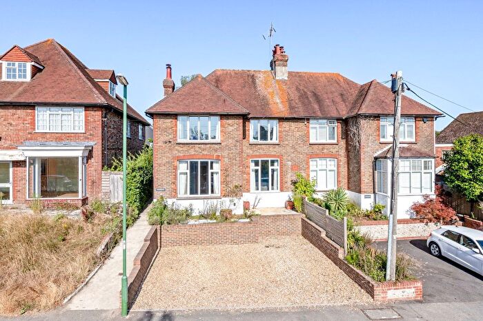 3 Bedroom Semi-Detached House For Sale In Station Road, Henfield, BN5