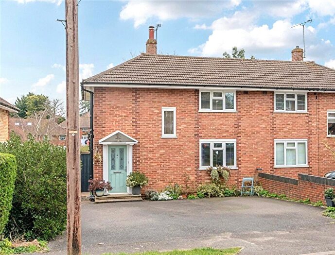 3 Bedroom Semi Detached House For Sale In Newenham Road, Great Bookham, Leatherhead, KT23