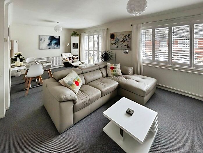 2 Bedroom Property To Rent In Millbrook, Mill Road, Hythe, CT21