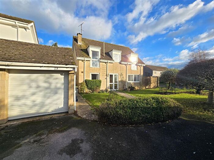 4 Bedroom Detached House For Sale In Cowley Way, Sutton Benger, Chippenham, SN15