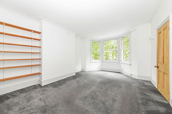 2 Bedroom Flat For Sale In East Dulwich Road, East Dulwich, London, SE22