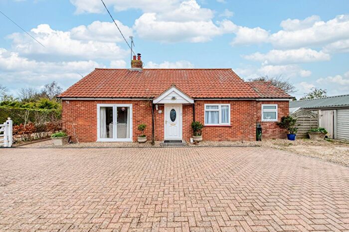 2 Bedroom Detached Bungalow For Sale In Pound Hill, Bacton, IP14