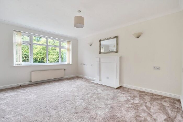 1 Bedroom Retirement Property For Sale In Aigburth Vale, Liverpool, L17