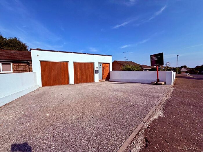 4 Bedroom Detached House To Rent In The Mount, Billericay, CM11