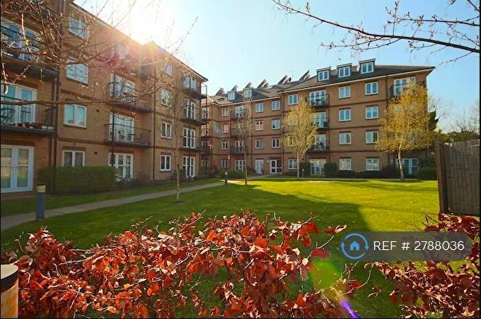 2 Bedroom Flat To Rent In Isis House, London, SE20