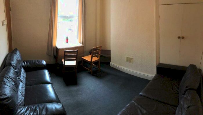4 Bedroom Terraced House To Rent In Davenport, Withington, M20