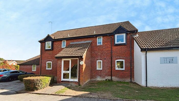 1 Bedroom Flat To Rent In Eeklo Place, Newbury, RG14