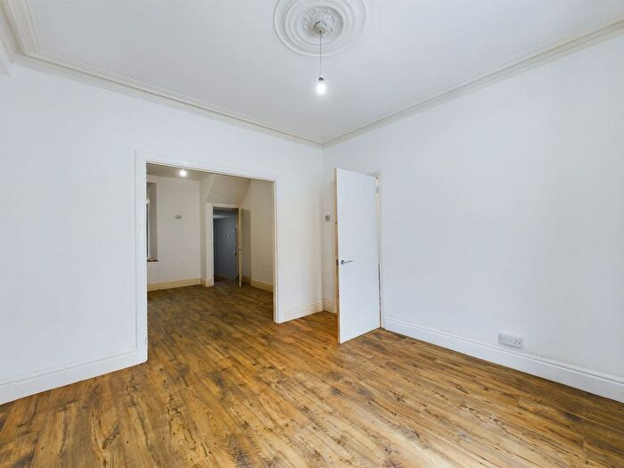3 Bedroom Terraced House For Sale In Dewsland Street, Milford Haven, SA73