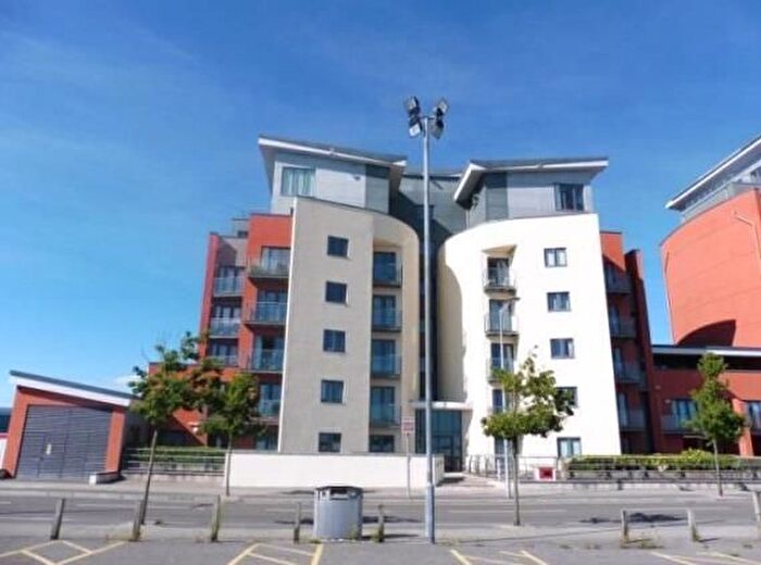 1 Bedroom Flat To Rent In South Quay, Maritime Quarter, SA1