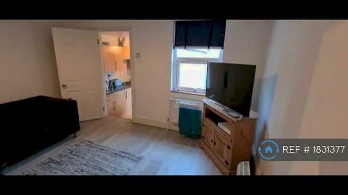 1 Bedroom Flat To Rent In Star Road, Caversham, Reading, RG4