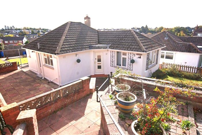 2 Bedroom Bungalow For Sale In Southlands Avenue, Corfe Mullen, BH21