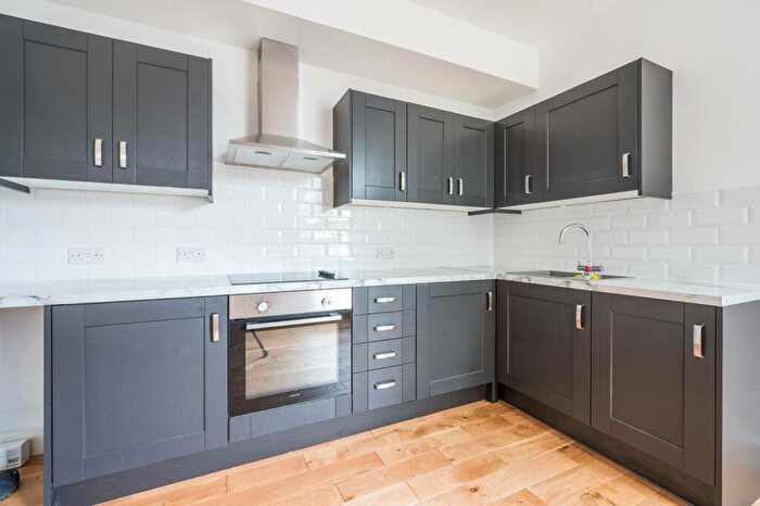 1 Bedroom Flat To Rent In Herne Hill, Herne Hill, London, SE24