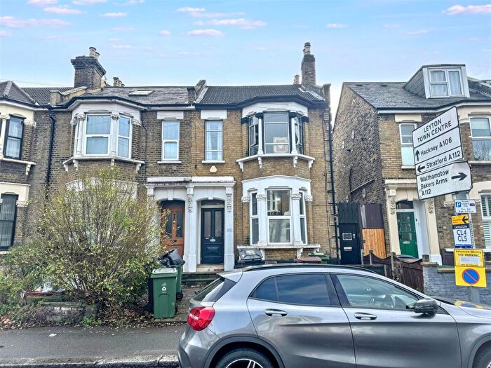 2 Bedroom Flat For Sale In Grove Green Road, London, E11