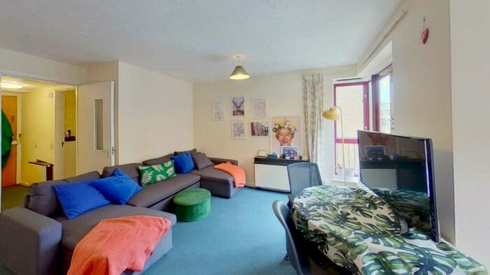 Studio To Rent In Wapping High Street, Wapping, London, E1W