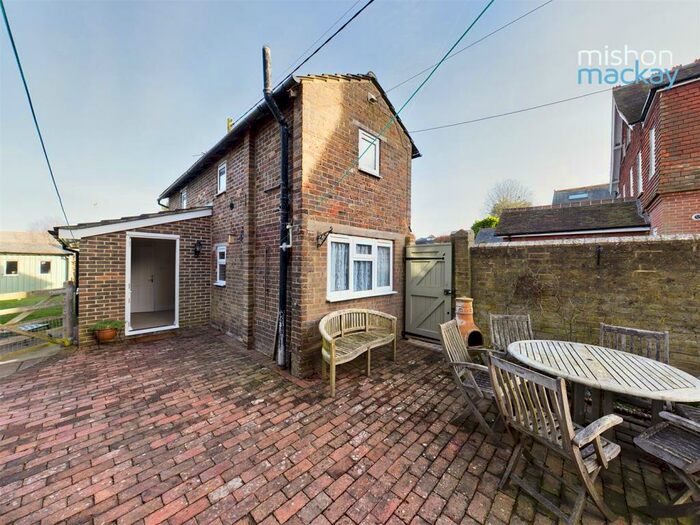 1 Bedroom House To Rent In Western Road, Hurstpierpoint, BN6