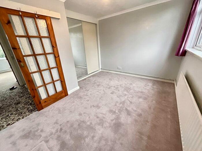 2 Bedroom Flat To Rent In Christchurch Town Centre, BH23