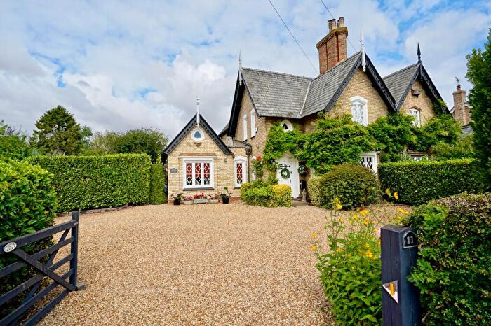 3 Bedroom Semi-Detached House For Sale In Church Street, Holme, Peterborough, PE7