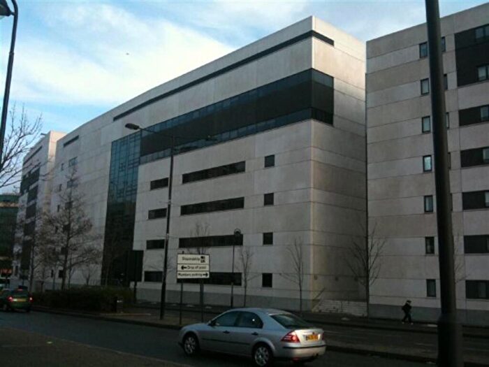 2 Bedroom Flat To Rent In City Gate, NE1