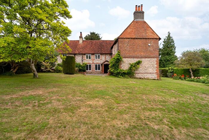 5 Bedroom Detached House For Sale In Slines Oak Road, Woldingham, CR3