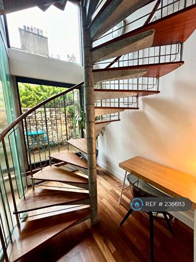 1 Bedroom Semi-Detached House To Rent In York Lane, Edinburgh, EH1