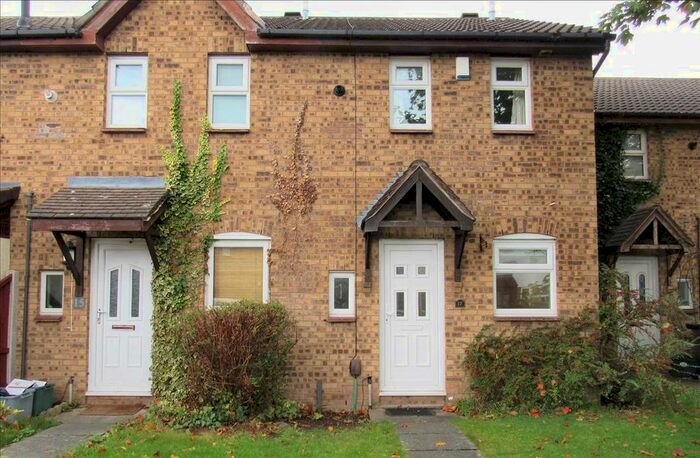 2 Bedroom Mews To Rent In Apple Tree Grove, Great Sutton, Ellesmere Port CH66