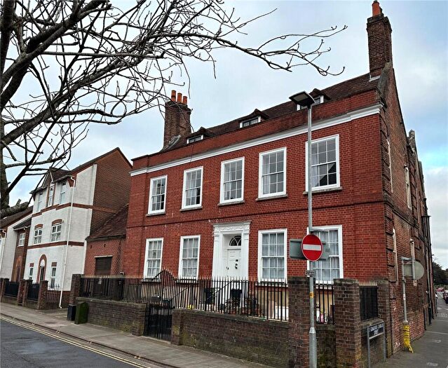 2 Bedroom Apartment To Rent In St. Edmunds Church Street, Salisbury, Wiltshire, SP1