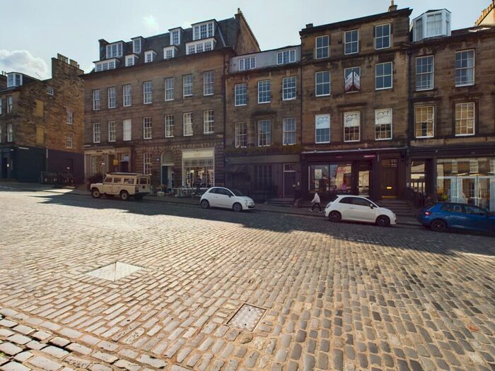 2 Bedroom Flat To Rent In Howe Street, New Town, Edinburgh, EH3