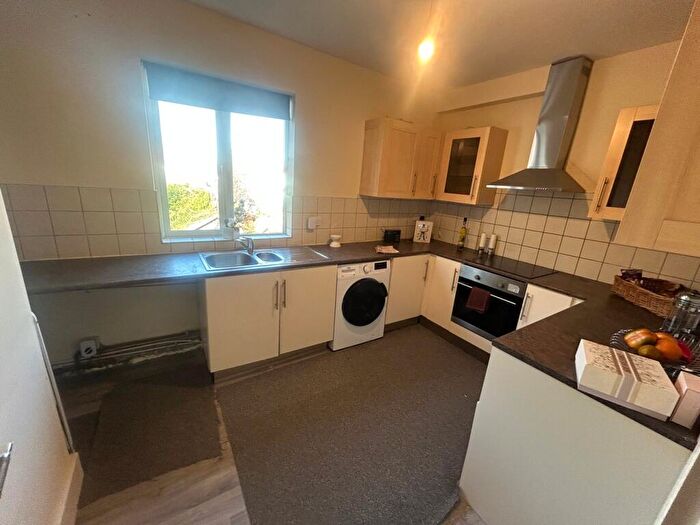 2 Bedroom Flat To Rent In The Oval, Sidcup, DA15