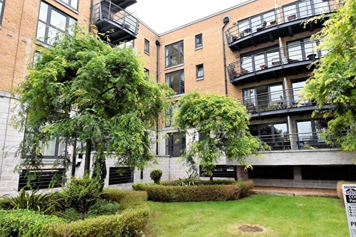 2 Bedroom Apartment To Rent In Thistley Court, Glaisher Street, London, SE8