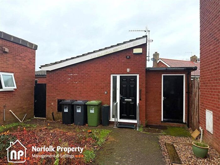 3 Bedroom Bungalow To Rent In Horning, NR12