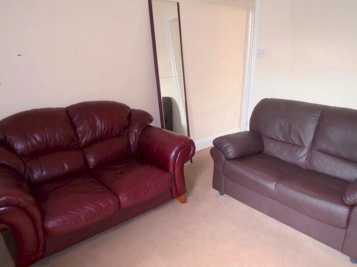 2 Bedroom Property To Rent In Winnie Road, Selly Oak, Birmingham, B29