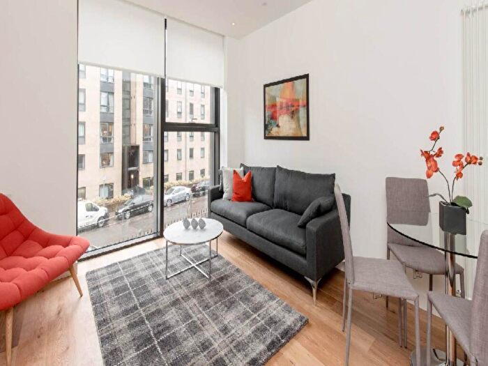 1 Bedroom Flat To Rent In Simpson Loan, Quartermile, Edinburgh, EH3