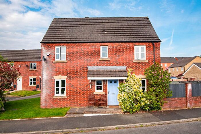 3 Bedroom End Of Terrace House For Sale In Darlington Close, Chorley, PR6