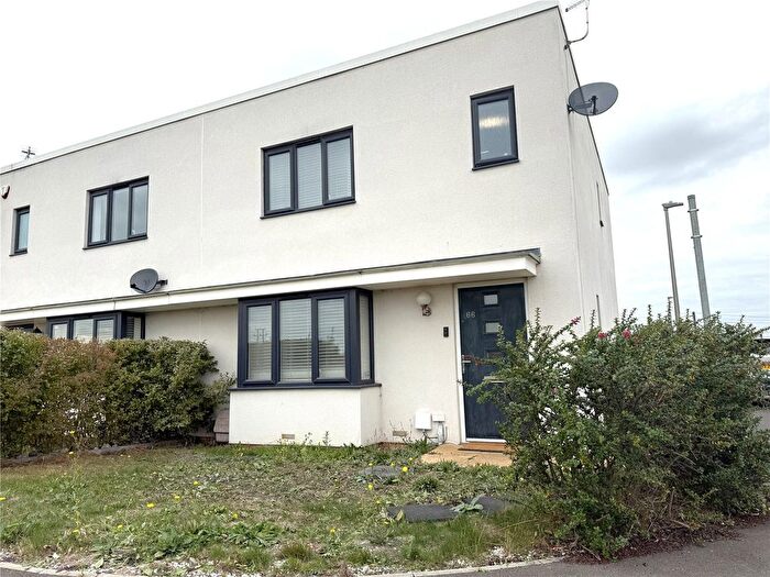 3 Bedroom Semi-Detached House For Sale In Shearwater Avenue, East Tilbury, Essex, RM18