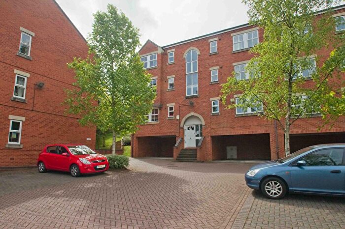 2 Bedroom Flat To Rent In The Cricketers, Kirkstall, Leeds, LS5