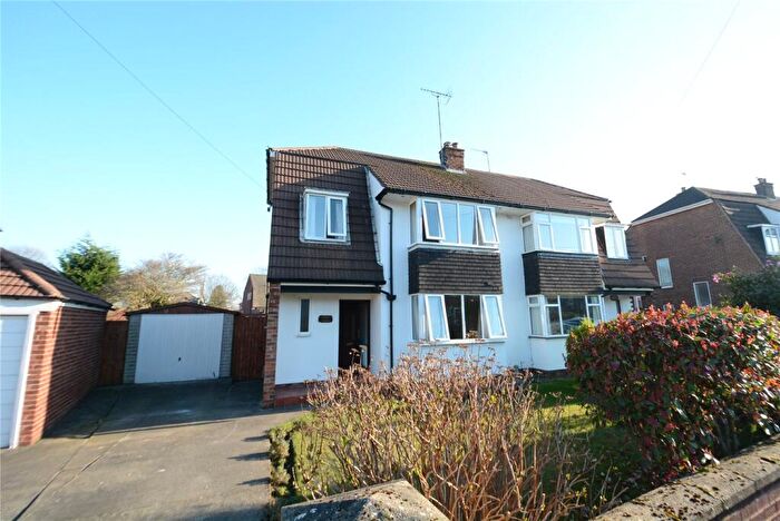 3 Bedroom Semi-Detached House To Rent In Brooklet Road, Heswall, Wirral, CH60