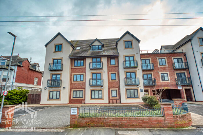 2 Bedroom Flat For Sale In The Atrium, Fairhaven Road, Lytham St. Annes, Lancashire, FY8