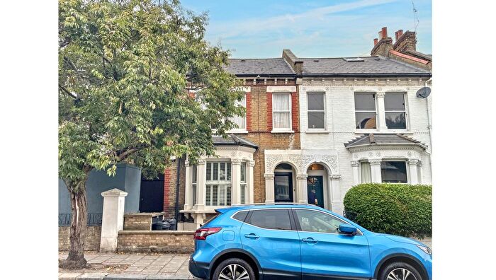3 Bedroom Flat For Sale In Flat B, Santos Road, Wandsworth, London, SW18